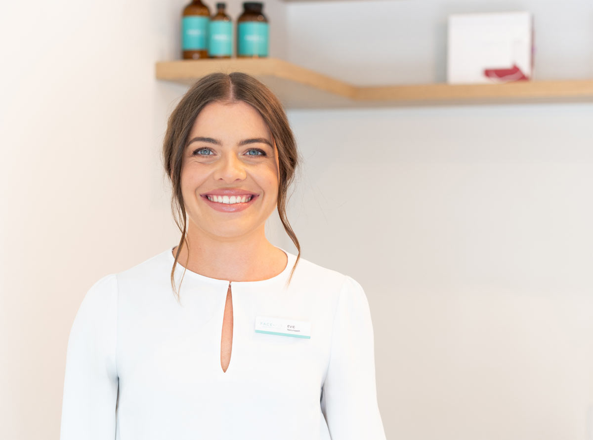 Face Fit Naturopath Evie offering menopause relief tips